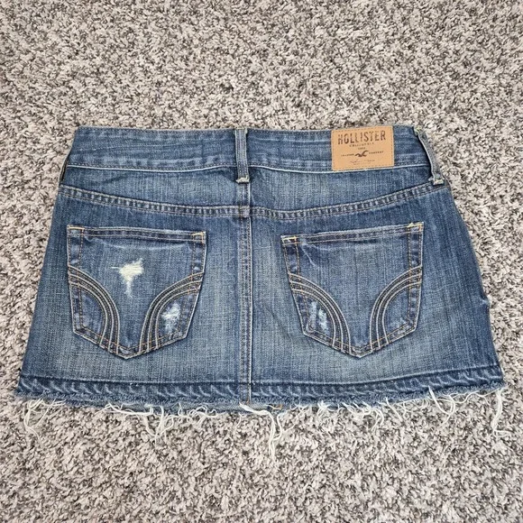 Hollister Mini Micro Distressed Denim Jean Skirt Y2K Size 3 W26 Preppy Cali - Picture 4 of 9